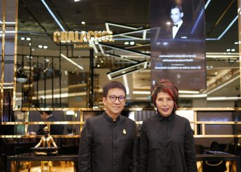 ชลาชล ตัดผมฟรี! ทำความดีด้วยหัวใจถวายในหลวงรัชกาลที่ ๙