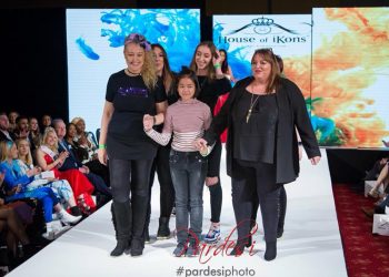 “น้องแพรพาเพลิน” บิวตี้บล็อกเกอร์ตัวจิ๋ว โกอินเตอร์ London Fashion Week 2018 มุ่งสู่เมคอัพอาร์ติสต์มืออาชีพ