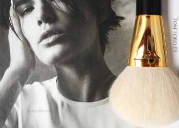 แปรงแต่งหน้าราคา 3 หมื่นดียังไง