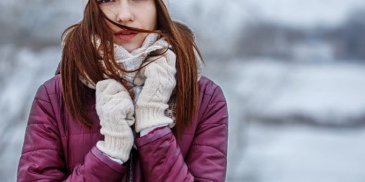 เคล็ดลับการดูแลเส้นผมในสภาพอากาศหนาว