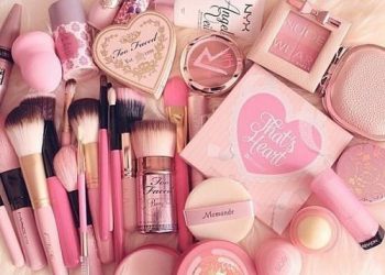 แบ่งบุญสวยด้วย…เครื่องสำอาง