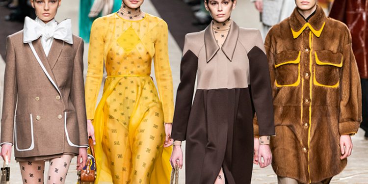 ผลงานคอลเล็กชั่นสุดท้ายของ Karl Lagerfeld ที่ Fendi Fall/Winter 2019