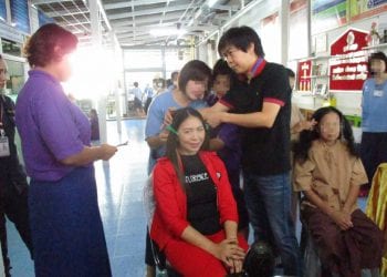 ร่วมยินดีที่เป็นหนึ่งในการสอน เกล้าผมแต่งหน้า ในโครงการ ทูบีนัมเบอร์ วัน ของ ทูลกระหม่อมหญิงอุบลรัตนราชกัญญา สิริวัฒนาพรรณวดี