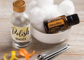 5 น้ำยาล้างเล็บ เช็ดสะอาดไม่เป็นคราบ