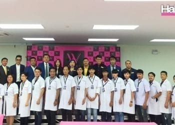 มือกรรไกร รุ่นแรกเมืองสุพรรณ